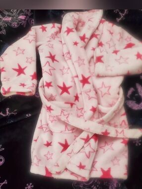 Like New Little Girl's Joe Fresh Fuzzy Robe
